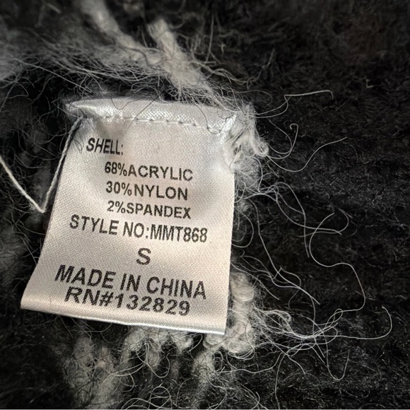 Miou Muse Checkered Sweater Vest Black And White Women’s Small Preppy Y2K Fuzzy - Picture 5 of 8